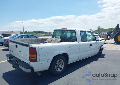 2001 Chevrolet Silverado 1500 Ls z USA, uszkodzony, nr VIN 2GCEC19V611365497